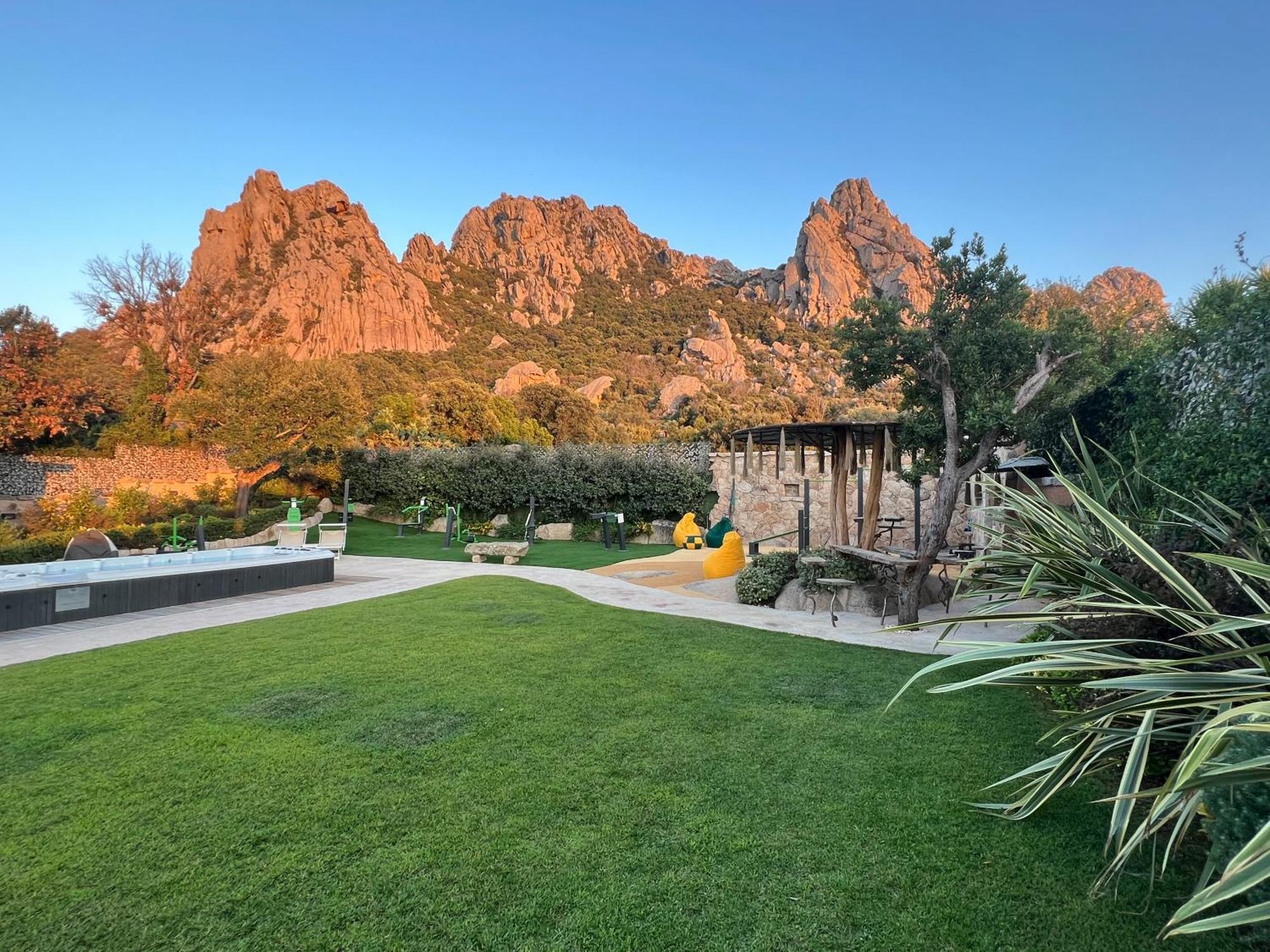 Antica Fonte Holiday Homes San Pantaleo Buitenkant foto