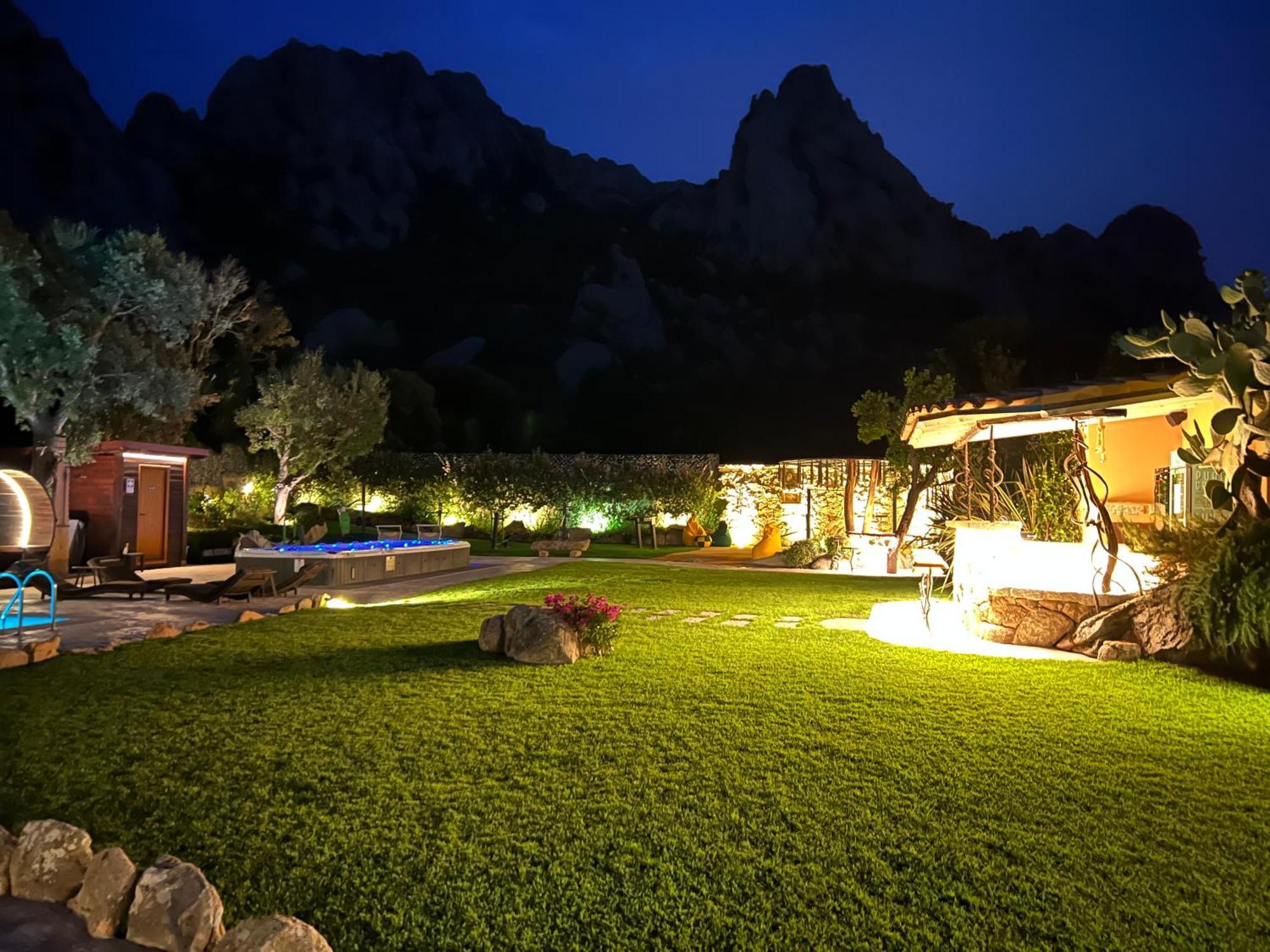 Antica Fonte Holiday Homes San Pantaleo Buitenkant foto