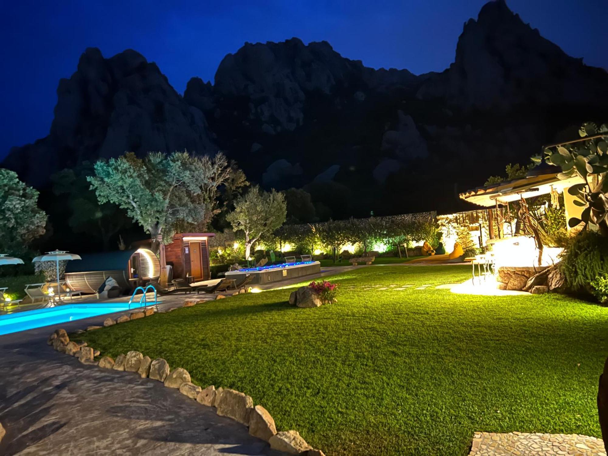 Antica Fonte Holiday Homes San Pantaleo Buitenkant foto