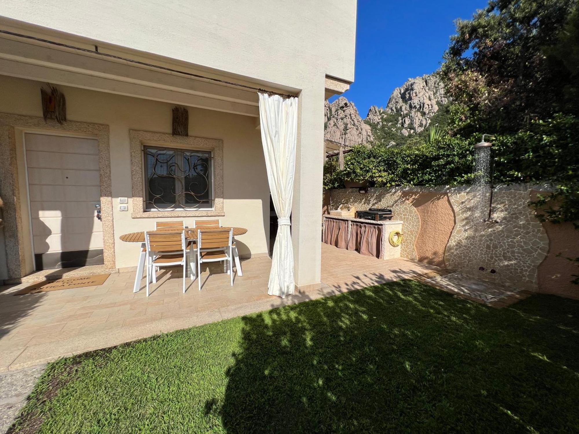 Antica Fonte Holiday Homes San Pantaleo Buitenkant foto