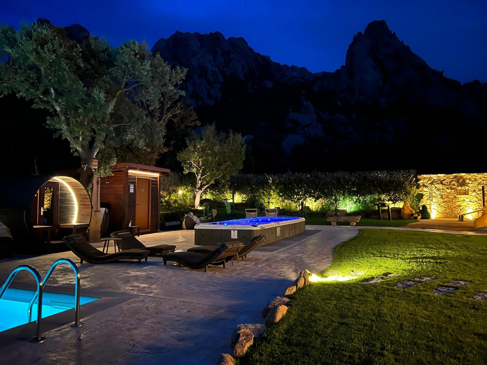 Antica Fonte Holiday Homes San Pantaleo Buitenkant foto