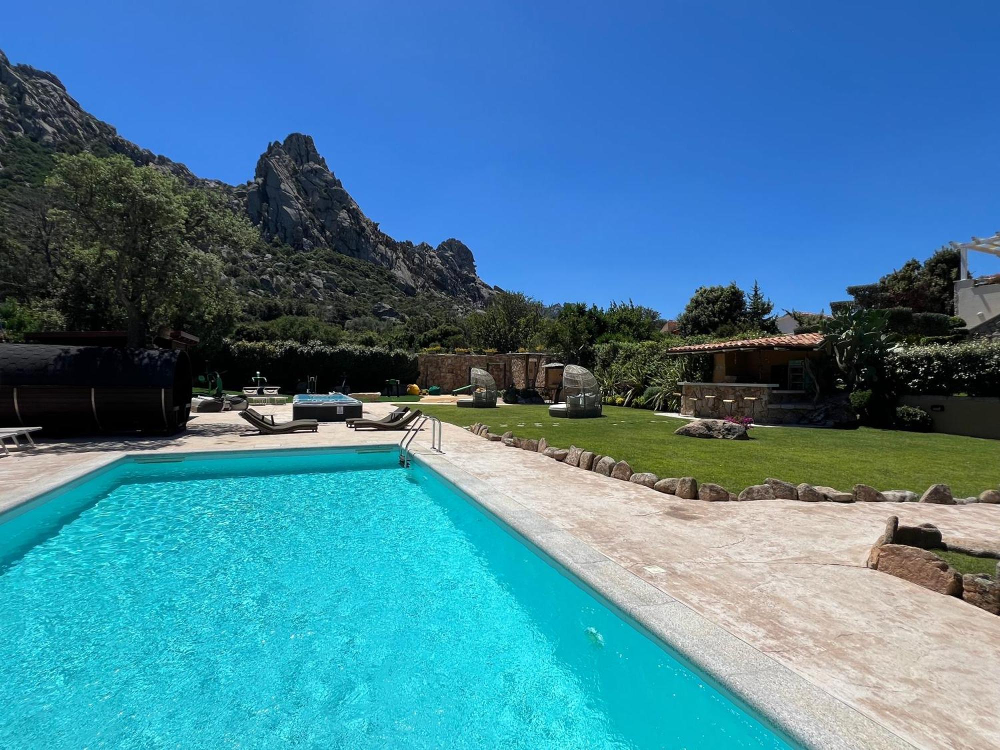 Antica Fonte Holiday Homes San Pantaleo Buitenkant foto